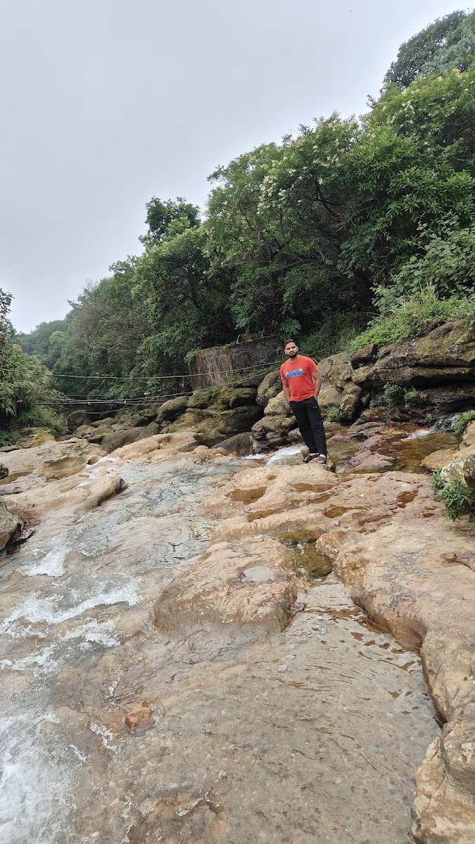7 Sisters Falls View Inn - Viewpoints in Meghalaya, Image 4 of 4