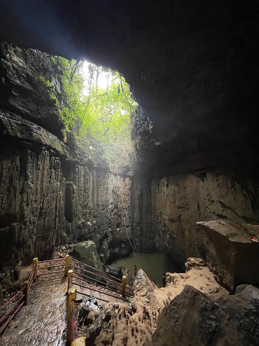 Kotsati Cave - Attractions in Meghalaya, Image 2 of 4