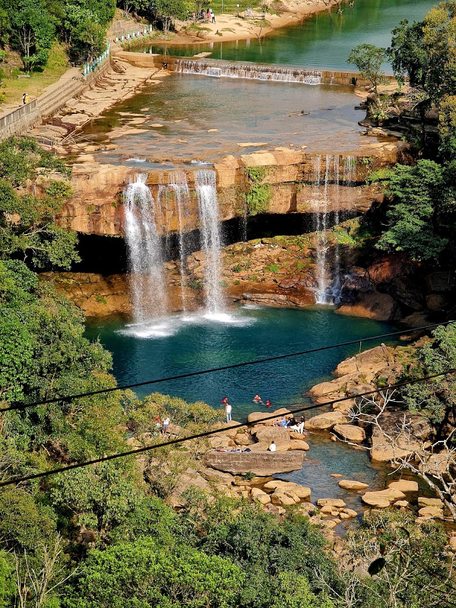 Krang Suri Waterfall - Attractions in Meghalaya, Image 3 of 4