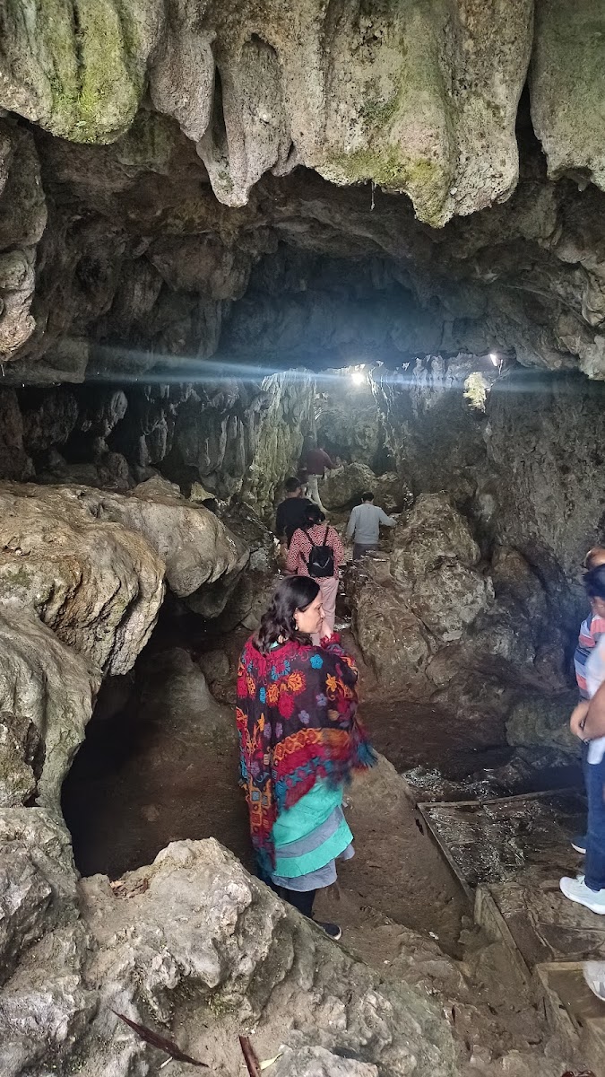 Krem Puri Cave - Attractions in Meghalaya, India