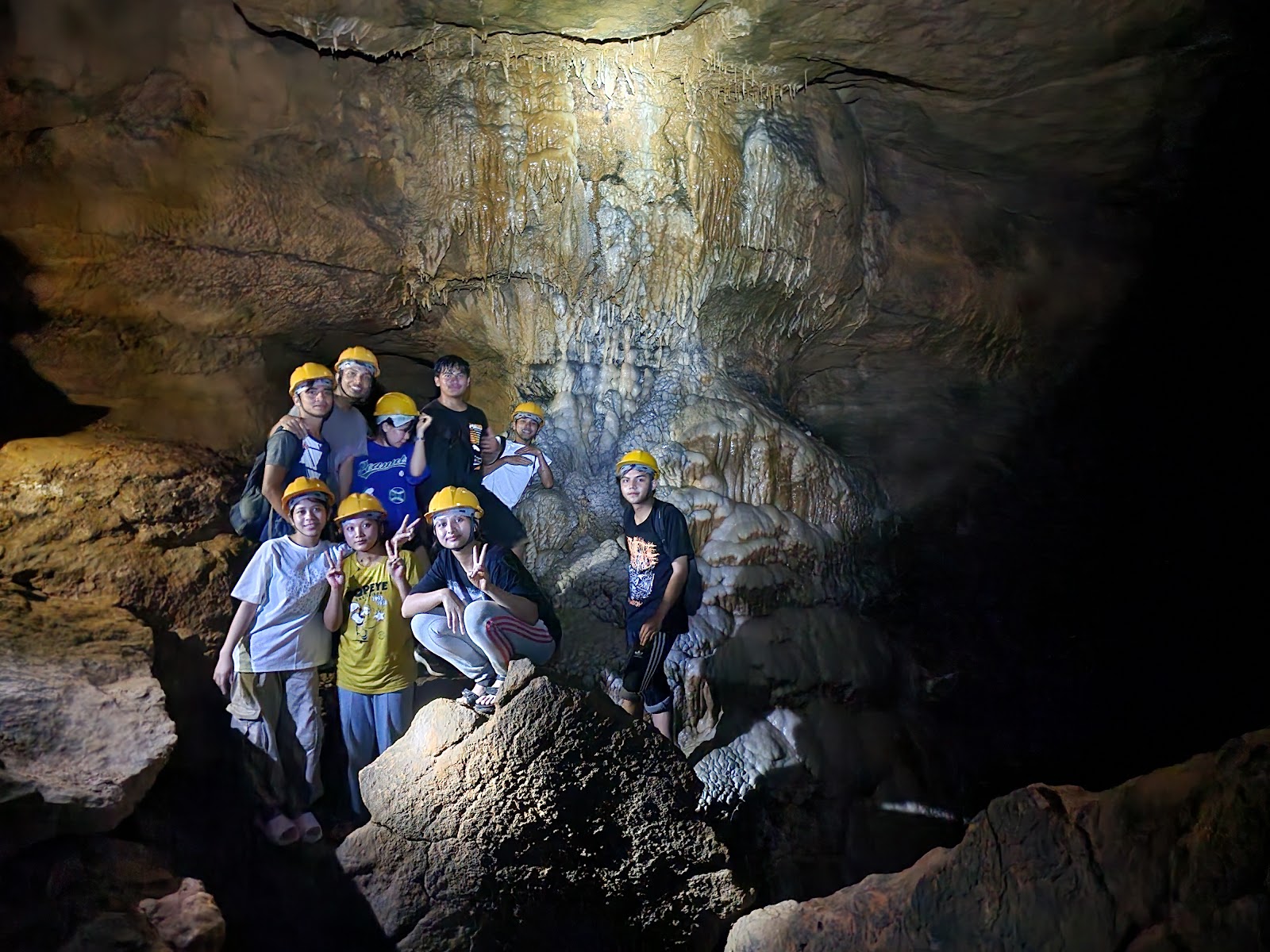 Krem Puri Cave - Attractions in Meghalaya, Image 2 of 4