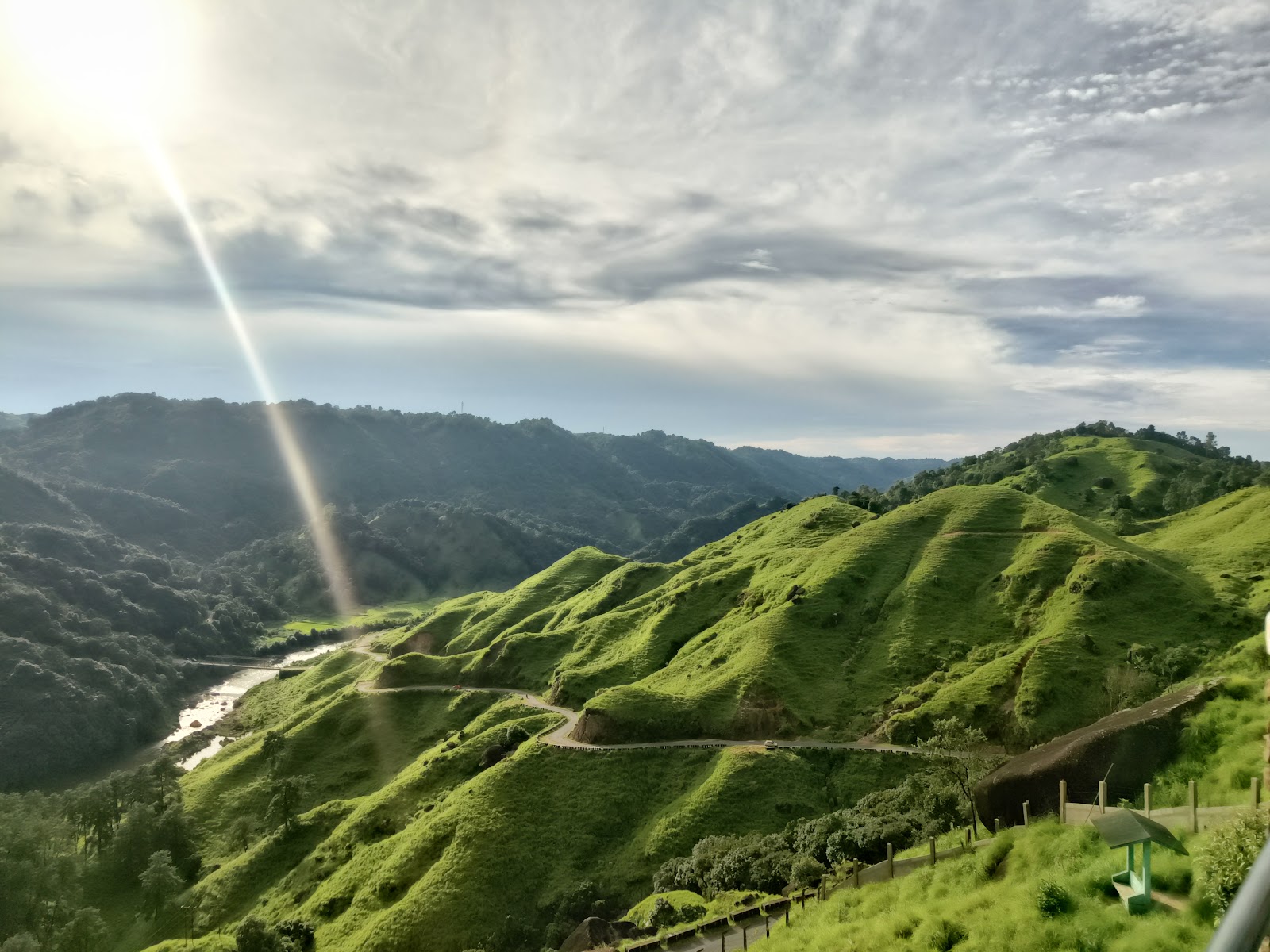 Markham Valley Entry Point - Attractions in Meghalaya, Image 2 of 4