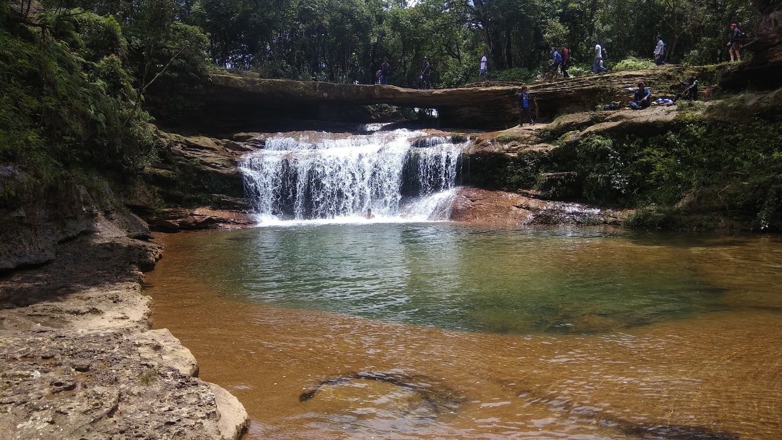 Moopun Falls - Attractions in Meghalaya, Image 2 of 4