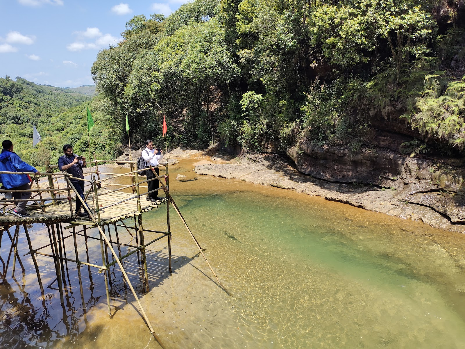Moopun Falls - Attractions in Meghalaya, Image 3 of 4