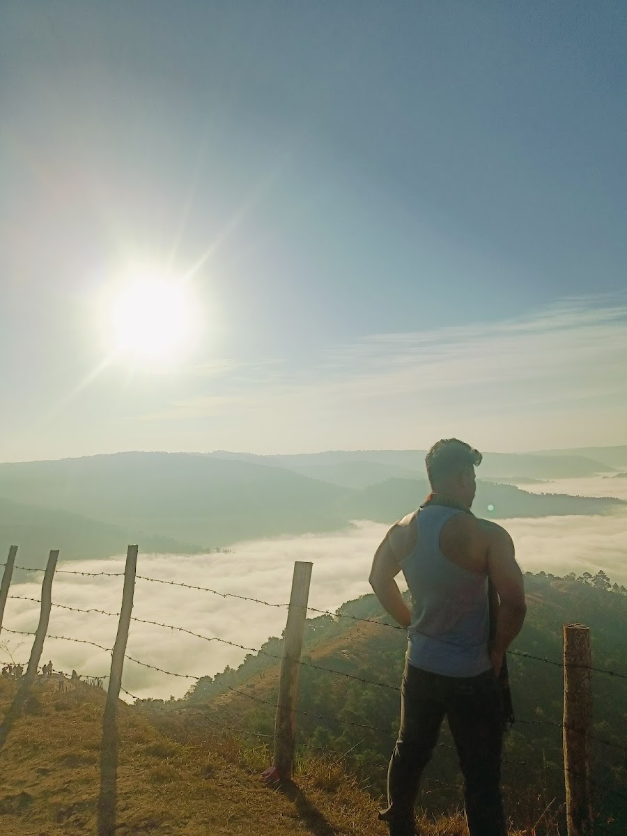 Nongjrong Viewpoint Parking - Viewpoints in Meghalaya, Image 4 of 4