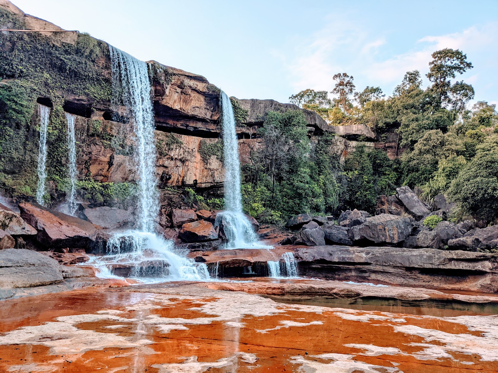Phe Phe Fall - Attractions in Meghalaya, Image 2 of 4