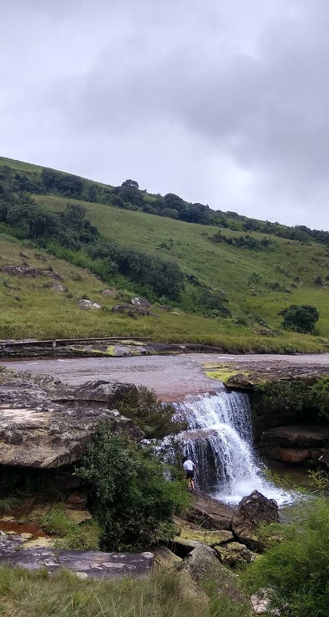 Mawsawdong Falls, Sohra, Meghalaya