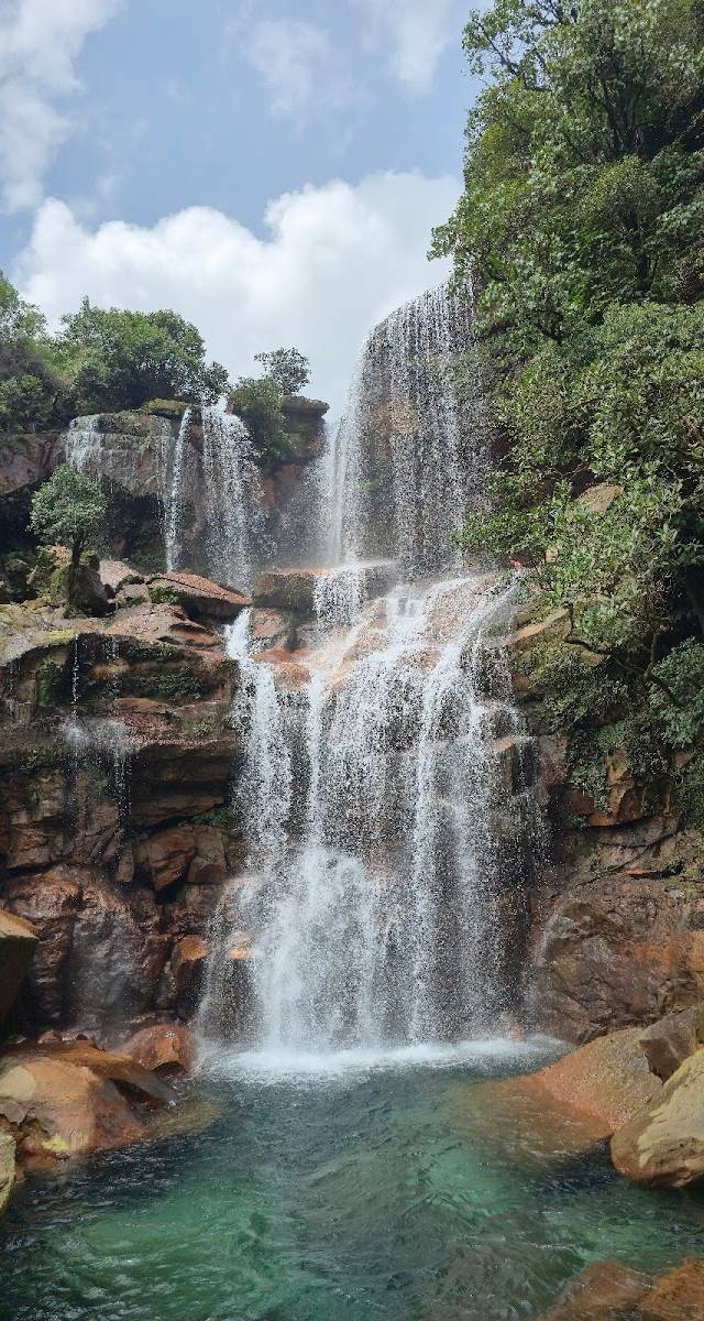 Prut Waterfall, Laitduh, Meghalaya